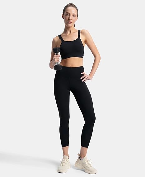 Jockey MI16 Women’s Wirefree Padded Sports Bra – Full Coverage Racerback with StayDry Microfiber
